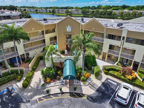 7361 Granville Dr 303, Tamarac FL 33321