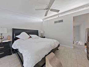 3589 S Ocean Boulevard 26, South Palm Beach FL 33480