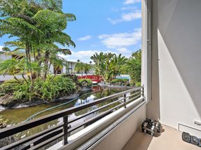 3589 S Ocean Boulevard 26, South Palm Beach FL 33480