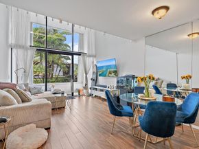 3589 S Ocean Boulevard 26, South Palm Beach FL 33480
