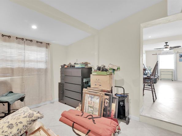 5221 NE 16th Ave, Pompano Beach FL 33064