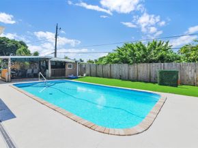 5221 NE 16th Ave, Pompano Beach FL 33064