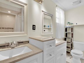 5221 NE 16th Ave, Pompano Beach FL 33064