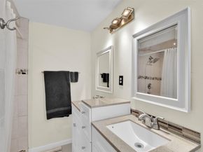 5221 NE 16th Ave, Pompano Beach FL 33064