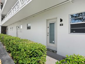 4705 NW 35th St 411, Lauderdale Lakes FL 33319