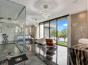 671 Middle River Dr, Fort Lauderdale FL 33304