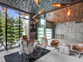 671 Middle River Dr, Fort Lauderdale FL 33304