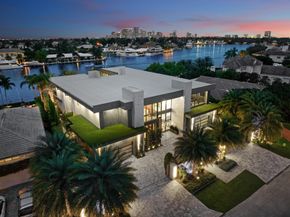671 Middle River Dr, Fort Lauderdale FL 33304