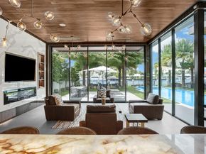 671 Middle River Dr, Fort Lauderdale FL 33304