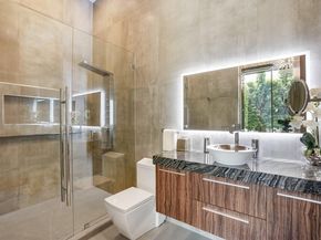 671 Middle River Dr, Fort Lauderdale FL 33304