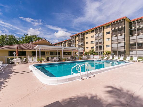 2601 NE 14th Street Cswy 445, Pompano Beach FL 33062