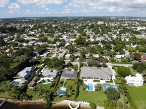 922 S Palmway, Lake Worth Beach FL 33460