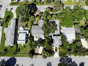 922 S Palmway, Lake Worth Beach FL 33460