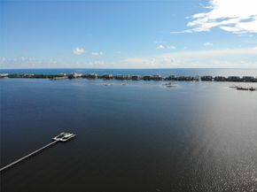 922 S Palmway, Lake Worth Beach FL 33460