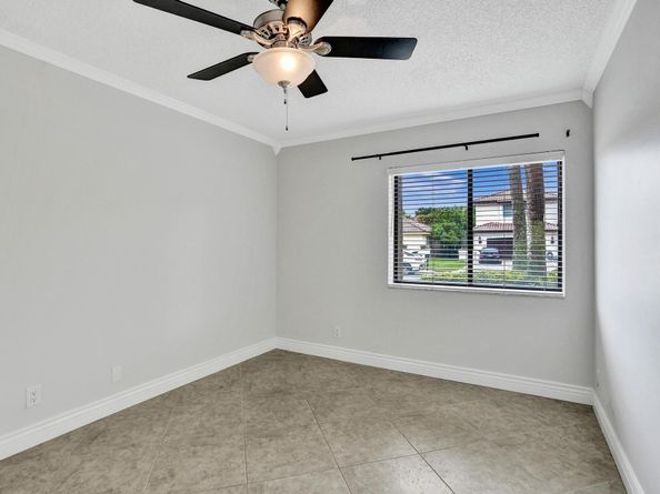 5426 NW 61st Ave, Coral Springs FL 33067