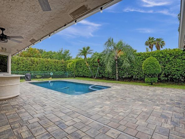 5426 NW 61st Ave, Coral Springs FL 33067