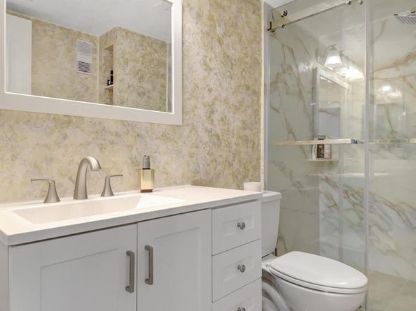 2615 NE 3rd Court 220, Boynton Beach FL 33435