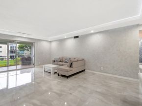 2615 NE 3rd Court 220, Boynton Beach FL 33435