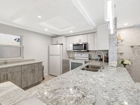 2615 NE 3rd Court 220, Boynton Beach FL 33435