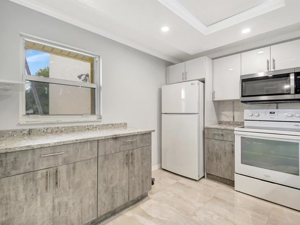 2615 NE 3rd Court 220, Boynton Beach FL 33435