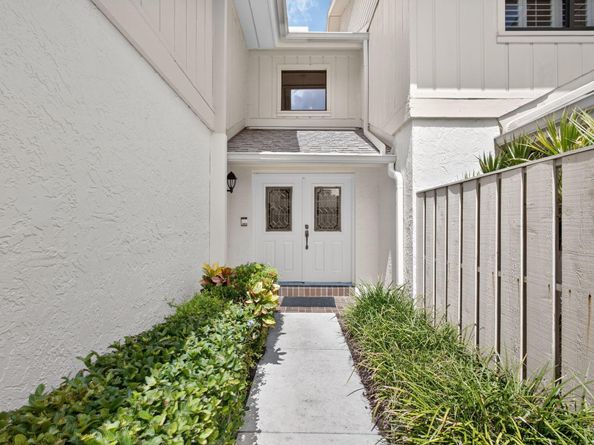 16942 Waterbend Drive 258, Jupiter FL 33477