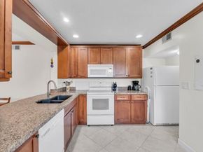 961 SE 20th Ave 308, Deerfield Beach FL 33441