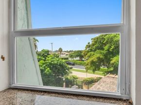 961 SE 20th Ave 308, Deerfield Beach FL 33441