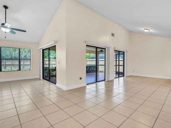 12275 Sannenwood Lane, Wellington FL 33414