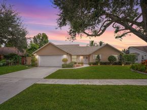 12275 Sannenwood Lane, Wellington FL 33414