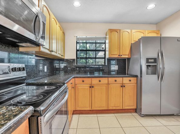 12275 Sannenwood Lane, Wellington FL 33414