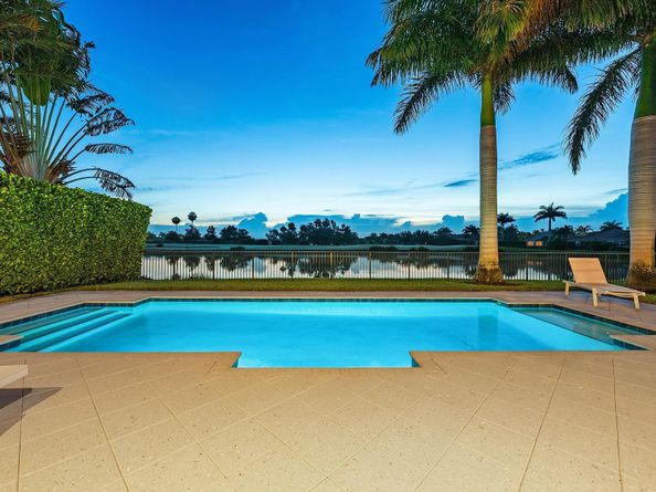 517 Carrara Court, Jupiter FL 33478