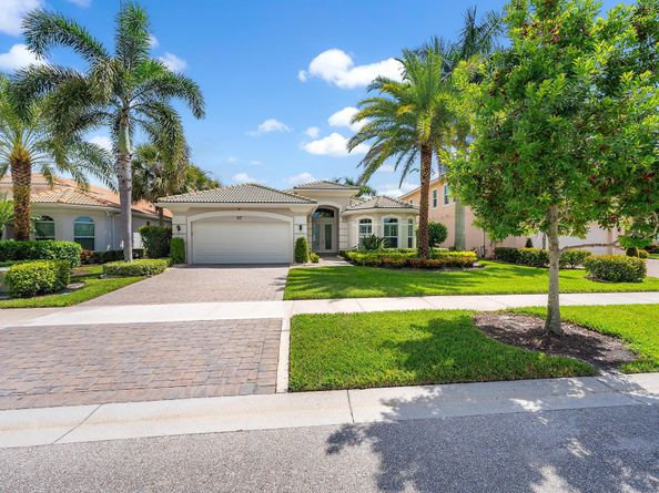 517 Carrara Court, Jupiter FL 33478
