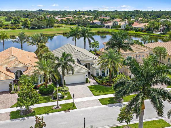 517 Carrara Court, Jupiter FL 33478