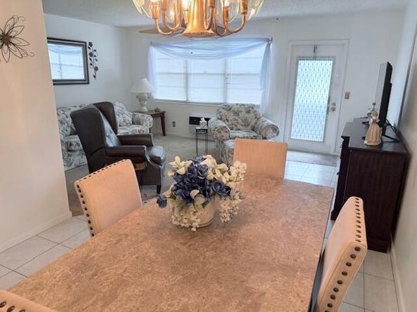 171 Oakridge L 171, Deerfield Beach FL 33442