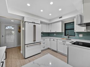 149 NW 70th 204a Street 204a, Boca Raton FL 33487
