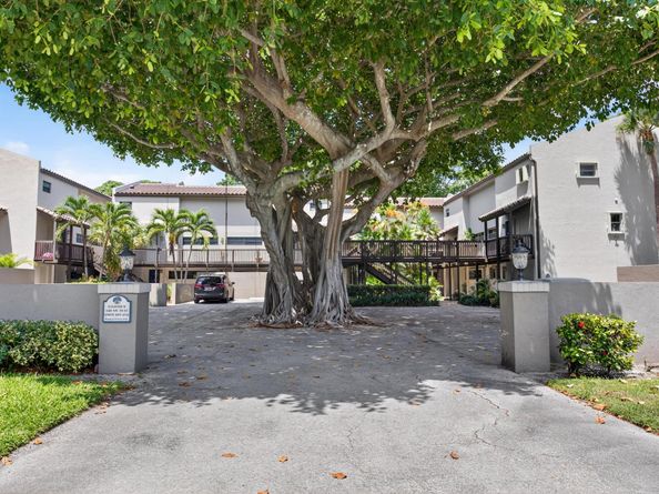 149 NW 70th 204a Street 204a, Boca Raton FL 33487