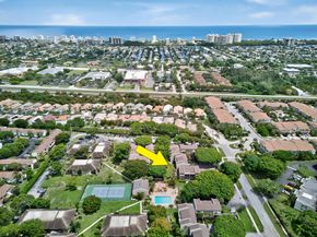 149 NW 70th Street 204 A, Boca Raton FL 33487