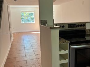 4600 SW 67th Avenue 212, Miami FL 33155