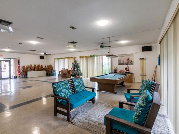 2840 Somerset Dr 403, Lauderdale Lakes FL 33311
