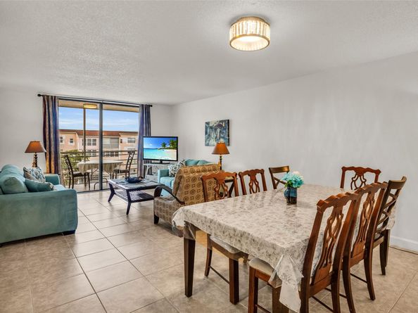 2840 Somerset Dr 403, Lauderdale Lakes FL 33311