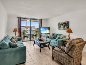 2840 Somerset Dr 403, Lauderdale Lakes FL 33311
