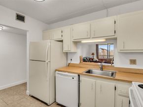 2840 Somerset Dr 403, Lauderdale Lakes FL 33311