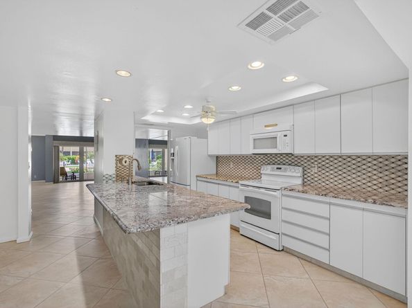 1100 Surf Road 109, Singer Island FL 33404