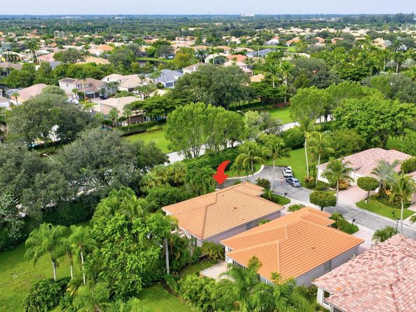 8828 Sandown Way, Boynton Beach FL 33472