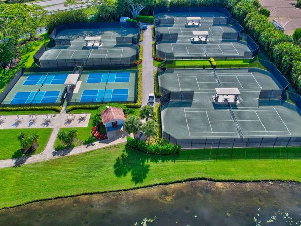 8828 Sandown Way, Boynton Beach FL 33472