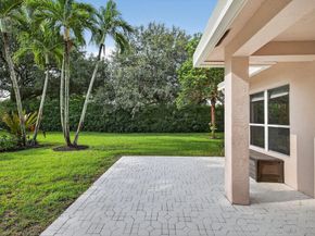 8828 Sandown Way, Boynton Beach FL 33472