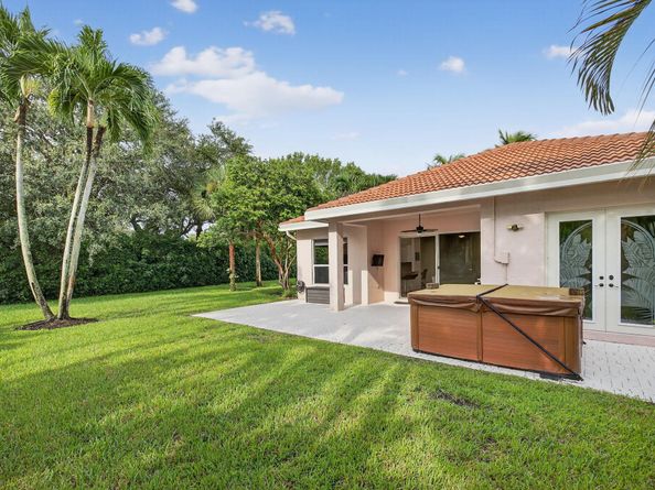 8828 Sandown Way, Boynton Beach FL 33472