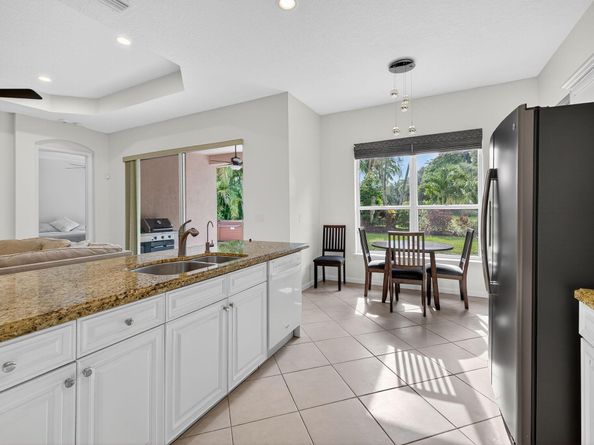 8828 Sandown Way, Boynton Beach FL 33472