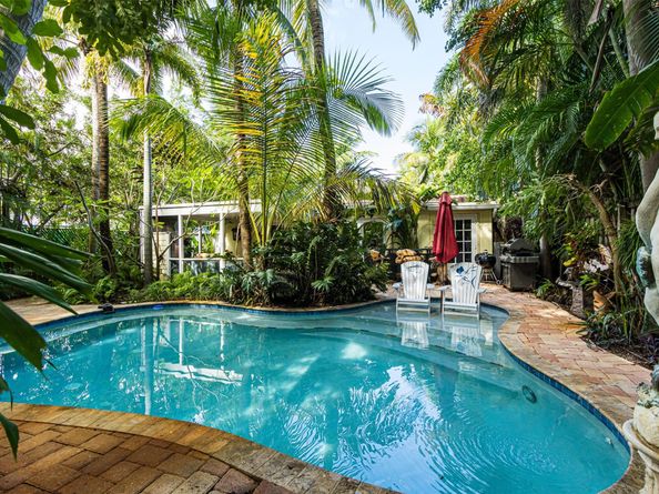 1200 NE 12 Avenue, Fort Lauderdale FL 33304