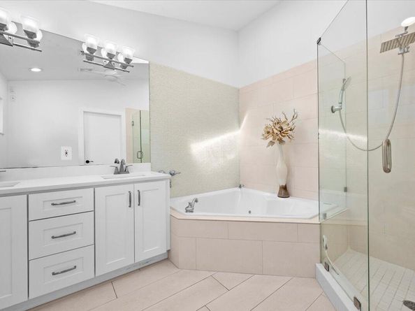 5534 Ainsley Court, Boynton Beach FL 33437